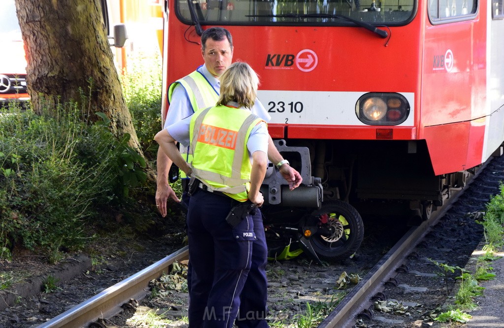 VU Roller KVB Bahn Koeln Luxemburgerstr Neuenhoefer Allee P021.JPG - Miklos Laubert